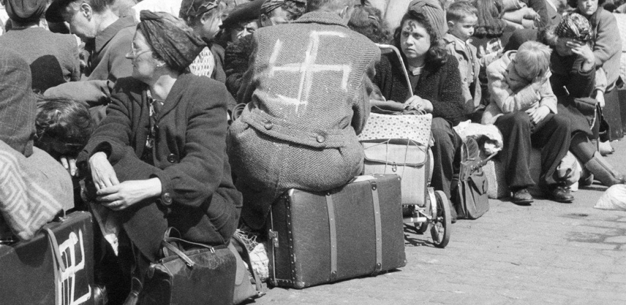 Némettelenítés: Egy elhallgatott etnikai tisztogatás és népirtás a második világháború után