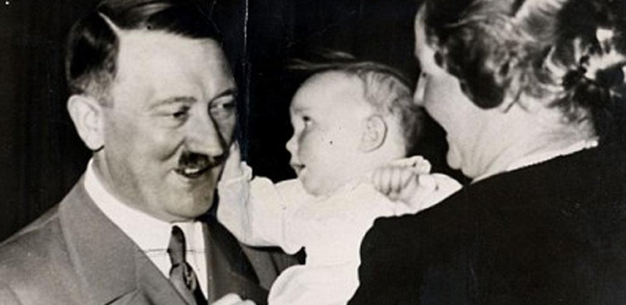A „Führer ajándéka” a házasoknak: Gyermekekkel a gazdasági válság ellen