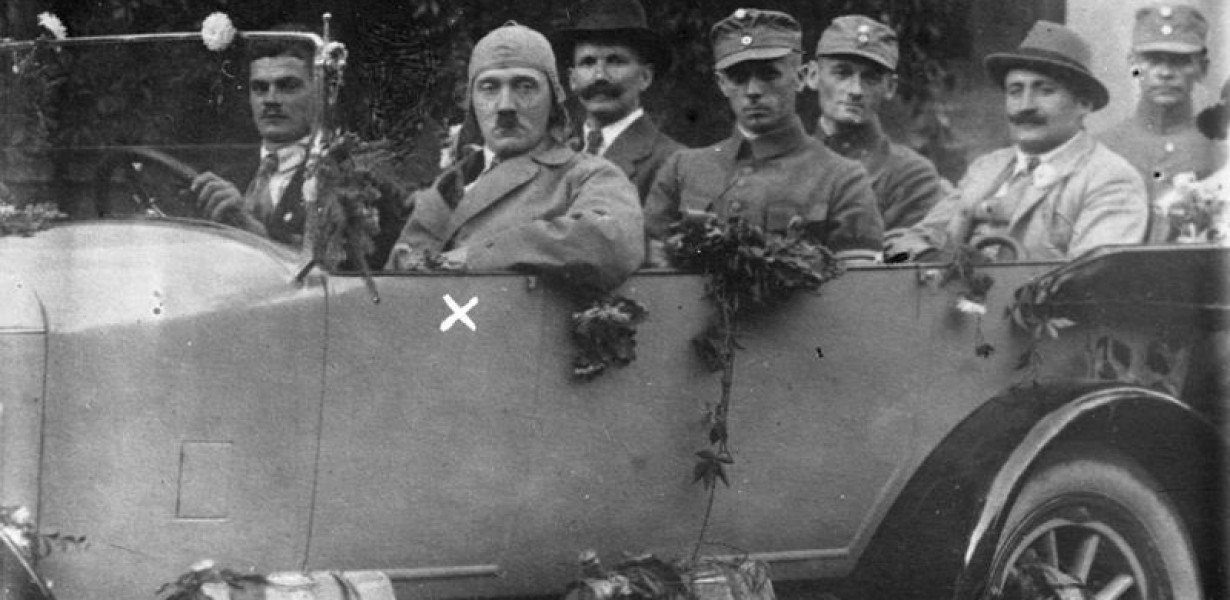 Hitler revolverének eldördülésével vette kezdetét a müncheni sörpuccs