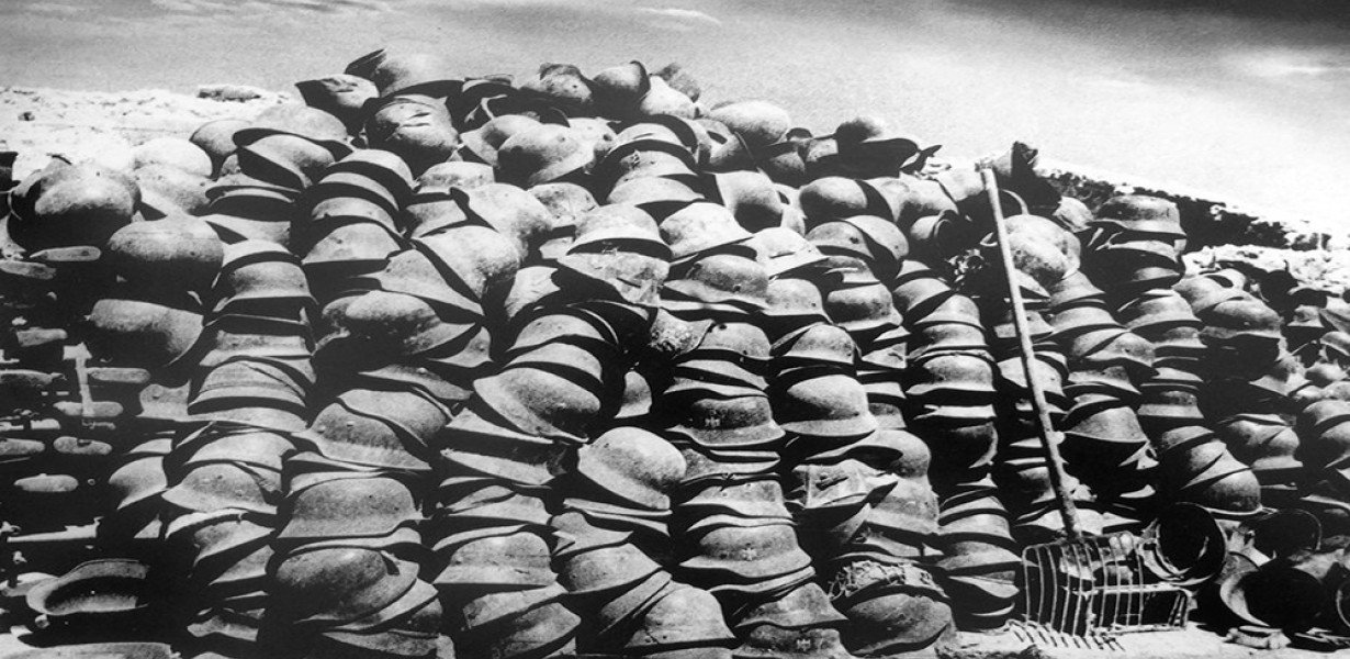 Lábasokká és tésztaszűrőkké váltak a háború után a német rohamsisakok
