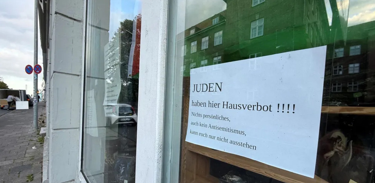 „Zsidóknak tilos a belépés” – a régi időket idéző tábla bukkant fel Németországban