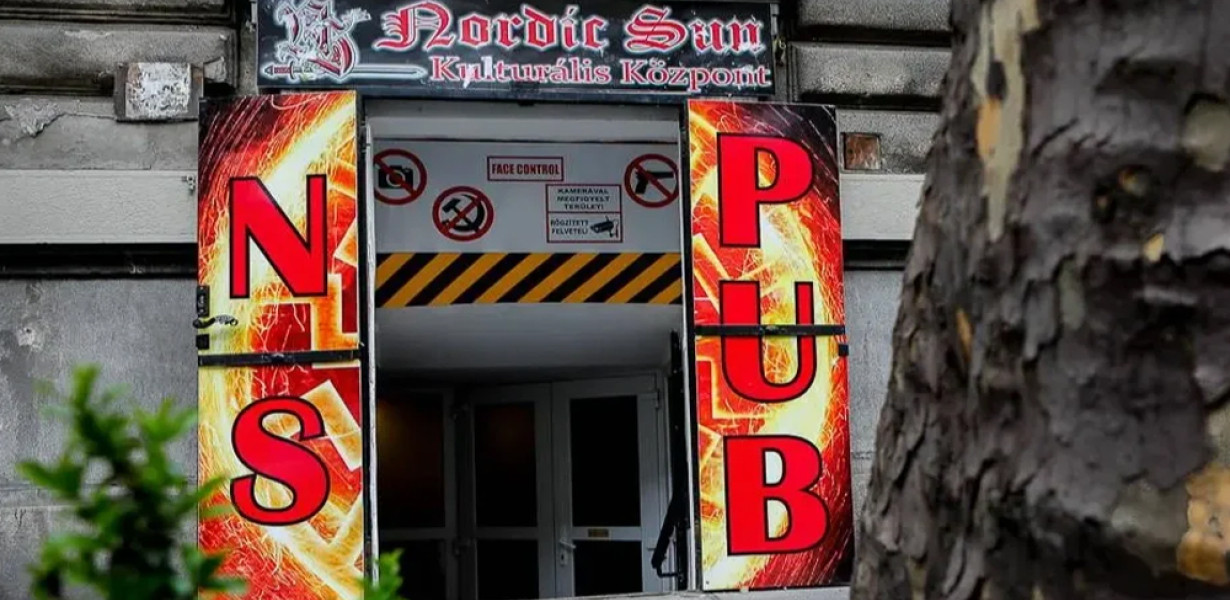 Rendőrök rohanták le a Nordic Sun Pubot